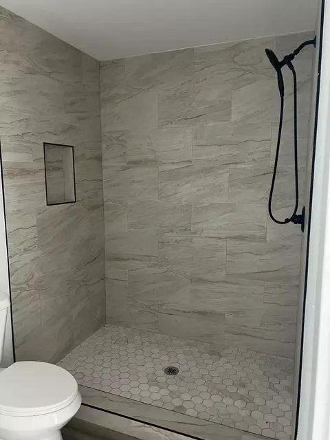 Bath - 161 S Booker Street Unit A B St UNIT A + B, Crestview, FL 32536 photo 5 of 5