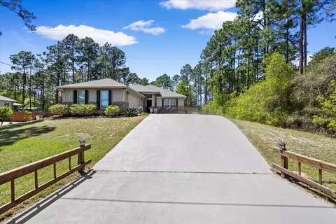 2259 Avenida De Sol, Navarre, FL 32566