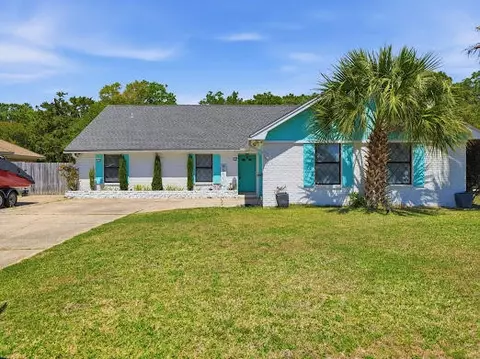 842 Overbrook Dr, Fort Walton Beach, FL 32547