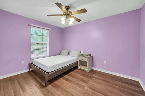Bedroom - 531 Gallant Fox Ln, Crestview, FL 32539 photo 2 of 5