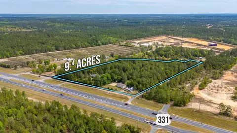 7765 S Us Highway 331, Defuniak Springs, FL 32435