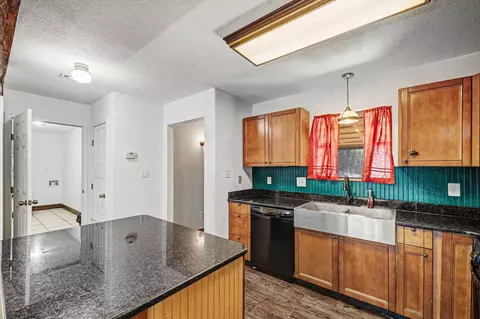 Kitchen - 101 Thurston Pl, Crestview, FL 32536 photo 4 of 4