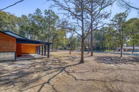 Exterior - 101 Thurston Pl, Crestview, FL 32536 photo 9 of 23