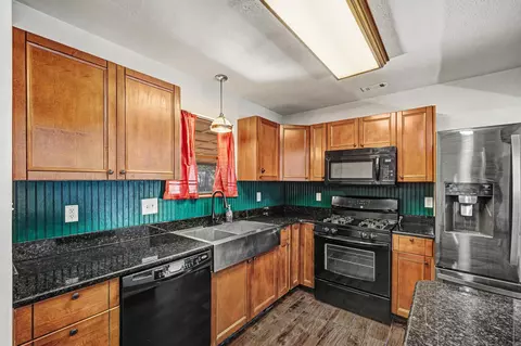 Kitchen - 101 Thurston Pl, Crestview, FL 32536 photo 1 of 4