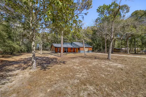 Exterior - 101 Thurston Pl, Crestview, FL 32536 photo 2 of 23