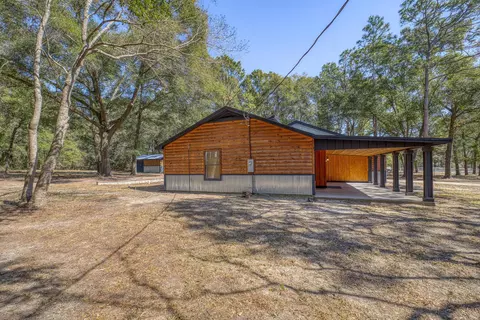 Exterior - 101 Thurston Pl, Crestview, FL 32536 photo 10 of 23