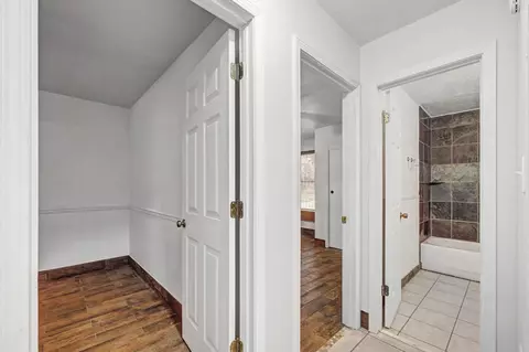 Entry Way - 101 Thurston Pl, Crestview, FL 32536 photo 5 of 8