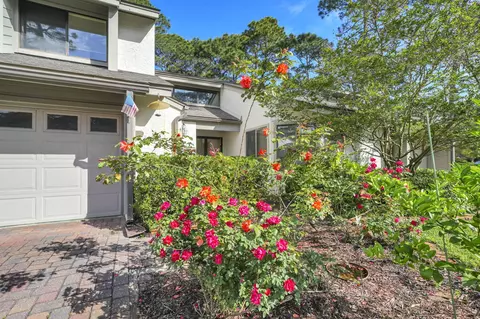 129 Gleneagles Dr, Niceville, FL 32578