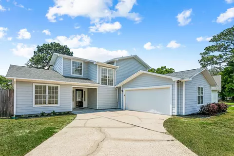 200 Brook Ct, Niceville, FL 32578