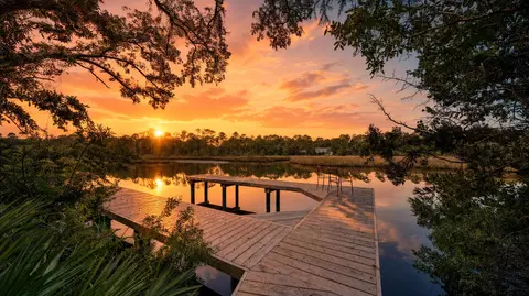 769 Old Ferry Rd, Santa Rosa Beach, FL 32459