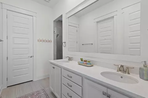 Bath - 15 E Milestone Dr UNIT C, Inlet Beach, FL 32461 photo 1 of 2
