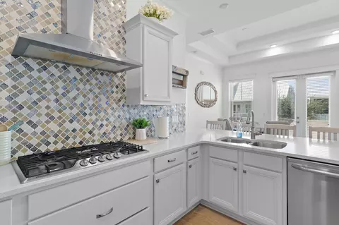 Kitchen - 15 E Milestone Dr UNIT C, Inlet Beach, FL 32461 photo 1 of 3