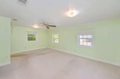 Bedroom - 578 E Williams Ave, Crestview, FL 32539 photo 3 of 7