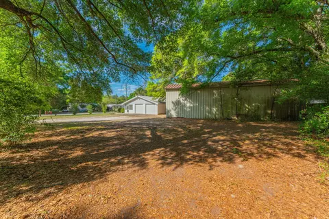 Exterior - 578 E Williams Ave, Crestview, FL 32539 photo 8 of 8