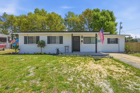 10 Overstreet Dr, Mary Esther, FL 32569