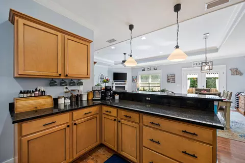 Kitchen - 804 Symphony Way, Freeport, FL 32439 photo 3 of 5