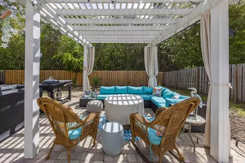 Exterior - 804 Symphony Way, Freeport, FL 32439 photo 5 of 7