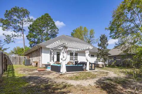 Exterior - 804 Symphony Way, Freeport, FL 32439 photo 6 of 7