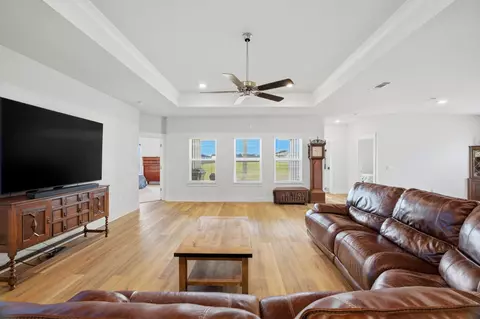 Living - 2619 Ten Mile Rd, Pace, FL 32571 photo 1 of 2