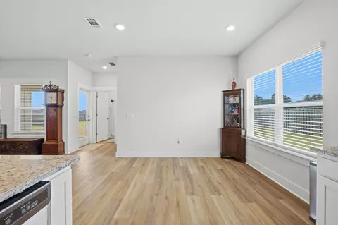 Entry Way - 2619 Ten Mile Rd, Pace, FL 32571 photo 4 of 8