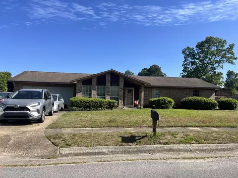 356 Echo Cir, Fort Walton Beach, FL 32548
