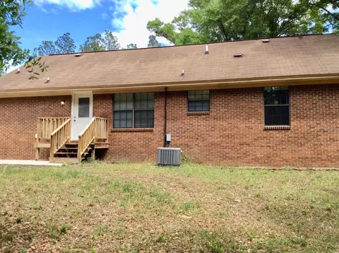 Exterior - 170 Ridge Lake Rd, Crestview, FL 32536 photo 4 of 6