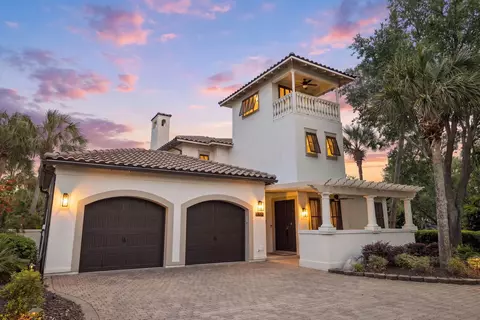 1823 Baytowne Ave, Miramar Beach, FL 32550