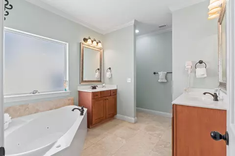 Bath - 209 E Grand Key Loop, Destin, FL 32541 photo 2 of 8