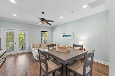 Dining - 209 E Grand Key Loop, Destin, FL 32541 photo 3 of 3