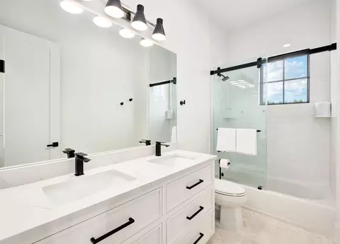 Bath - 7570 E County Highway 30a, Watersound, FL 32461 photo 6 of 9