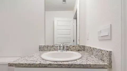 Bath - 145 Eunola Ln, Freeport, FL 32439 photo 4 of 5