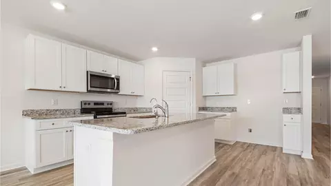 Kitchen - 145 Eunola Ln, Freeport, FL 32439 photo 3 of 3