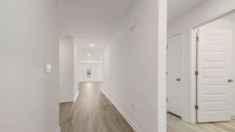 Entry Way - 145 Eunola Ln, Freeport, FL 32439 photo 1 of 3