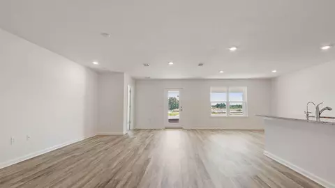 Living - 145 Eunola Ln, Freeport, FL 32439 photo 1 of 5