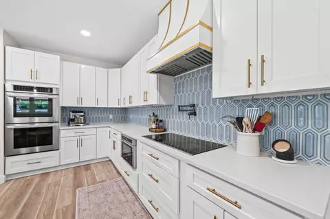 Kitchen - 7 Tomahawk Ct, Destin, FL 32541 photo 2 of 4