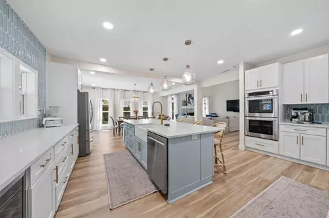 Kitchen - 7 Tomahawk Ct, Destin, FL 32541 photo 4 of 4