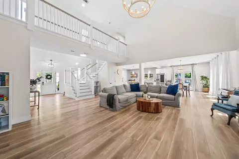Entry Way - 7 Tomahawk Ct, Destin, FL 32541 photo 2 of 4