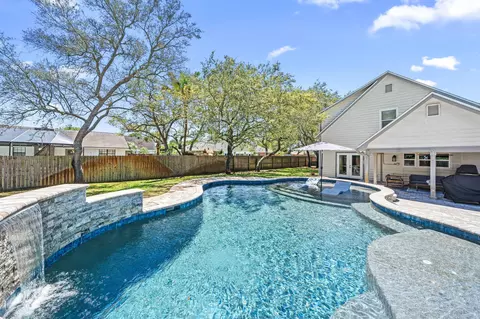 Exterior - 7 Tomahawk Ct, Destin, FL 32541 photo 6 of 9