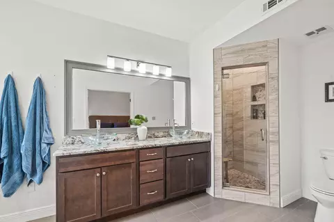 Bath - 7 Tomahawk Ct, Destin, FL 32541 photo 1 of 7