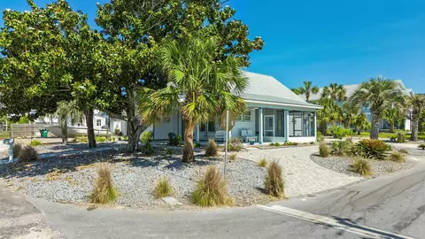 20002 First Ave, Panama City Beach, FL 32413