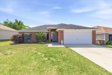 1945 Shadow Lake Dr, Gulf Breeze, FL 32563