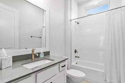 Bath - 92 E Lafayette Rd, Watersound, FL 32461 photo 3 of 3