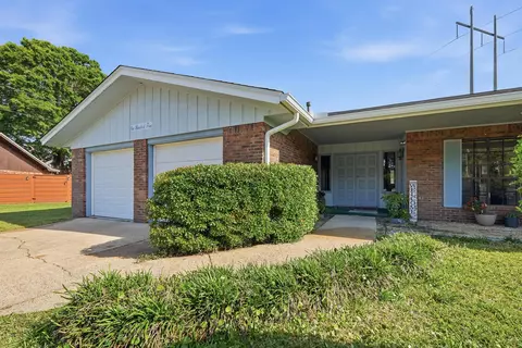 105 Tanglewood Ct, Fort Walton Beach, FL 32547
