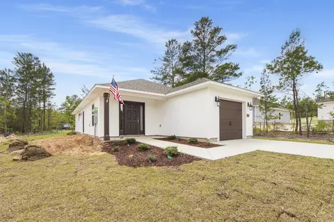 1671 Trout Dr, Defuniak Springs, FL 32433