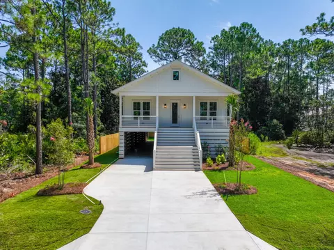 107 Eddy Ln, Santa Rosa Beach, FL 32459