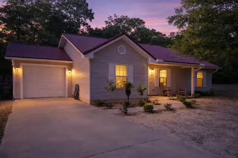 65 Sidney Ave, Defuniak Springs, FL 32433