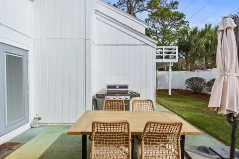 Exterior - 453 E Linkside Pl, Miramar Beach, FL 32550 photo 7 of 10