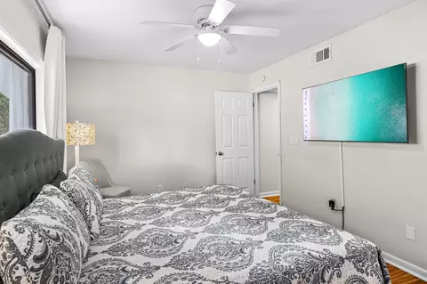 Bedroom - 453 E Linkside Pl, Miramar Beach, FL 32550 photo 2 of 8
