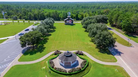 View/Area - 120 Lumen Loop, Freeport, FL 32439 photo 14 of 17