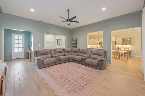 Living - 120 Lumen Loop, Freeport, FL 32439 photo 1 of 3